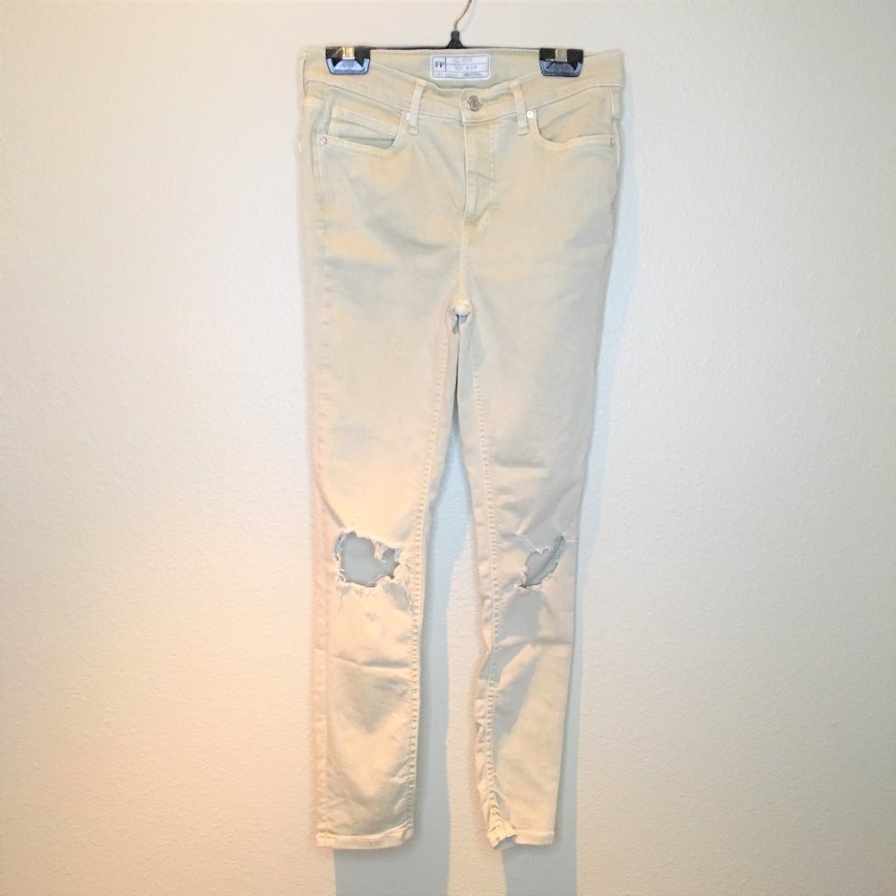 - FREE PEOPLE Distressed Cream Jeans